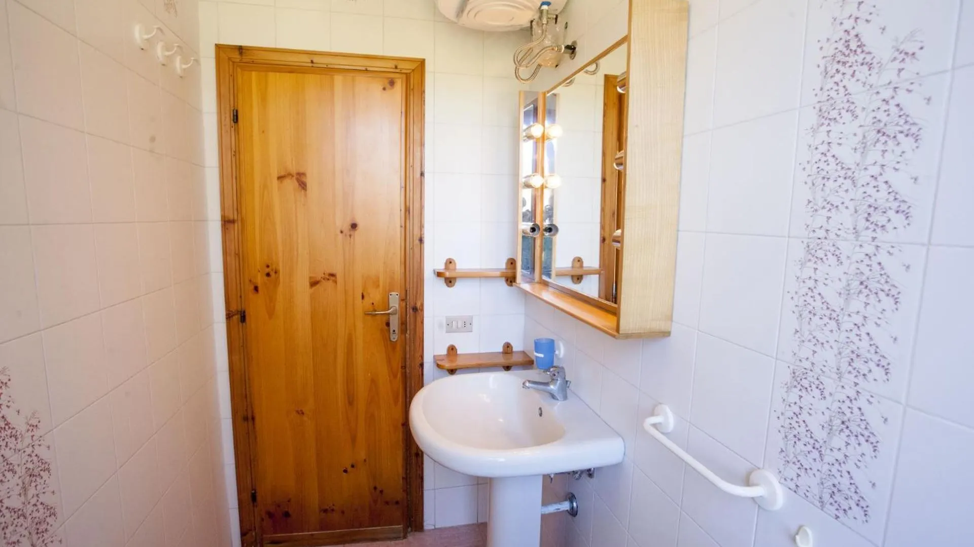 Apartment Appartamento La Pila Marmi